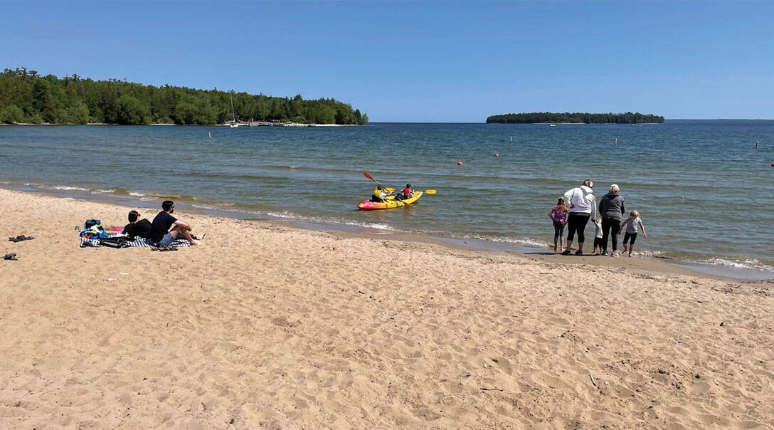 nicolet bay beach